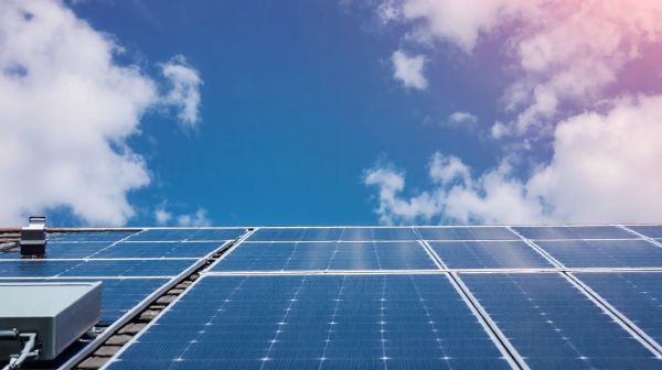 Top 5 raisons de choisir un panneau solaire photovoltaïque